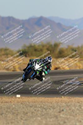 media/Dec-09-2023-SoCal Trackdays (Sat) [[76a8ac2686]]/Turn 15 Set 1 (230pm)/